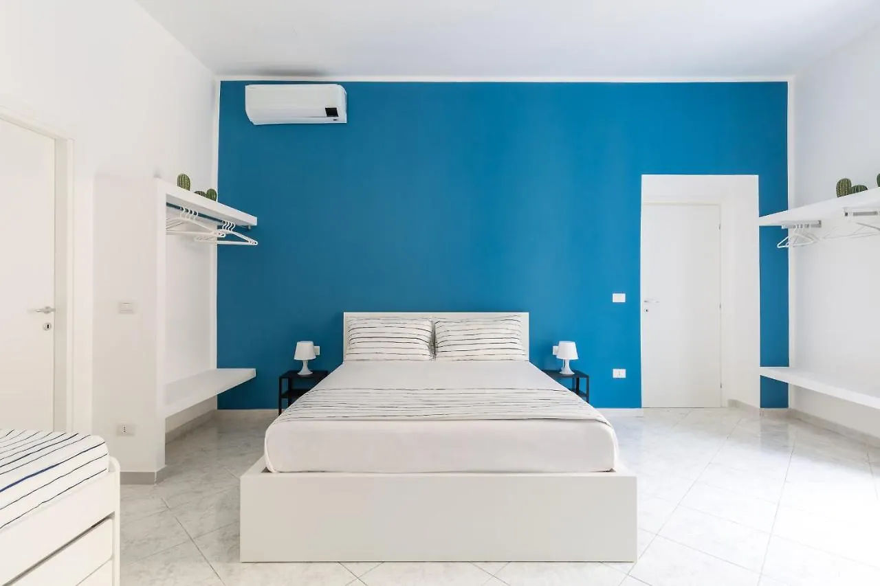 White&Blue Apartment At Sanita By Wonderful Italy Neapol 0*,  Włochy