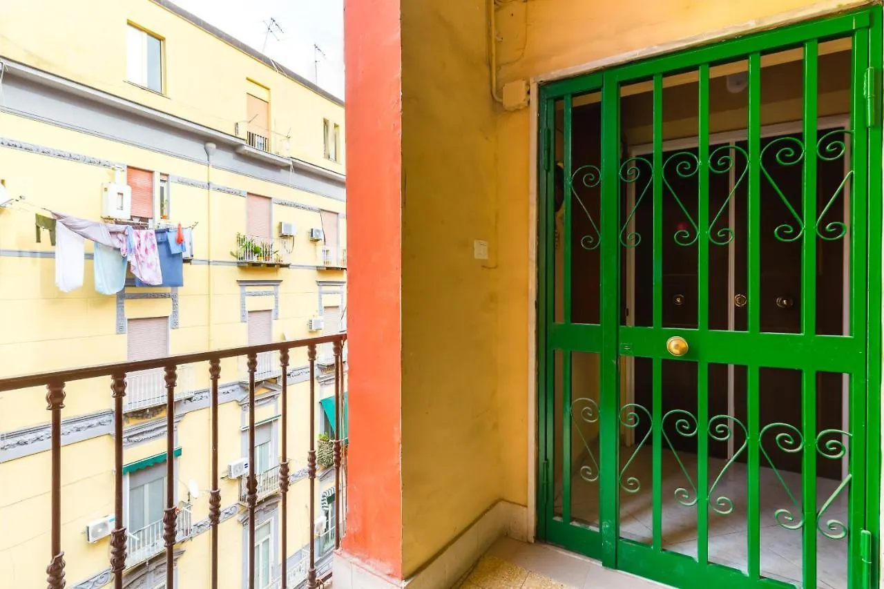 White&Blue Apartment At Sanita By Wonderful Italy Naples