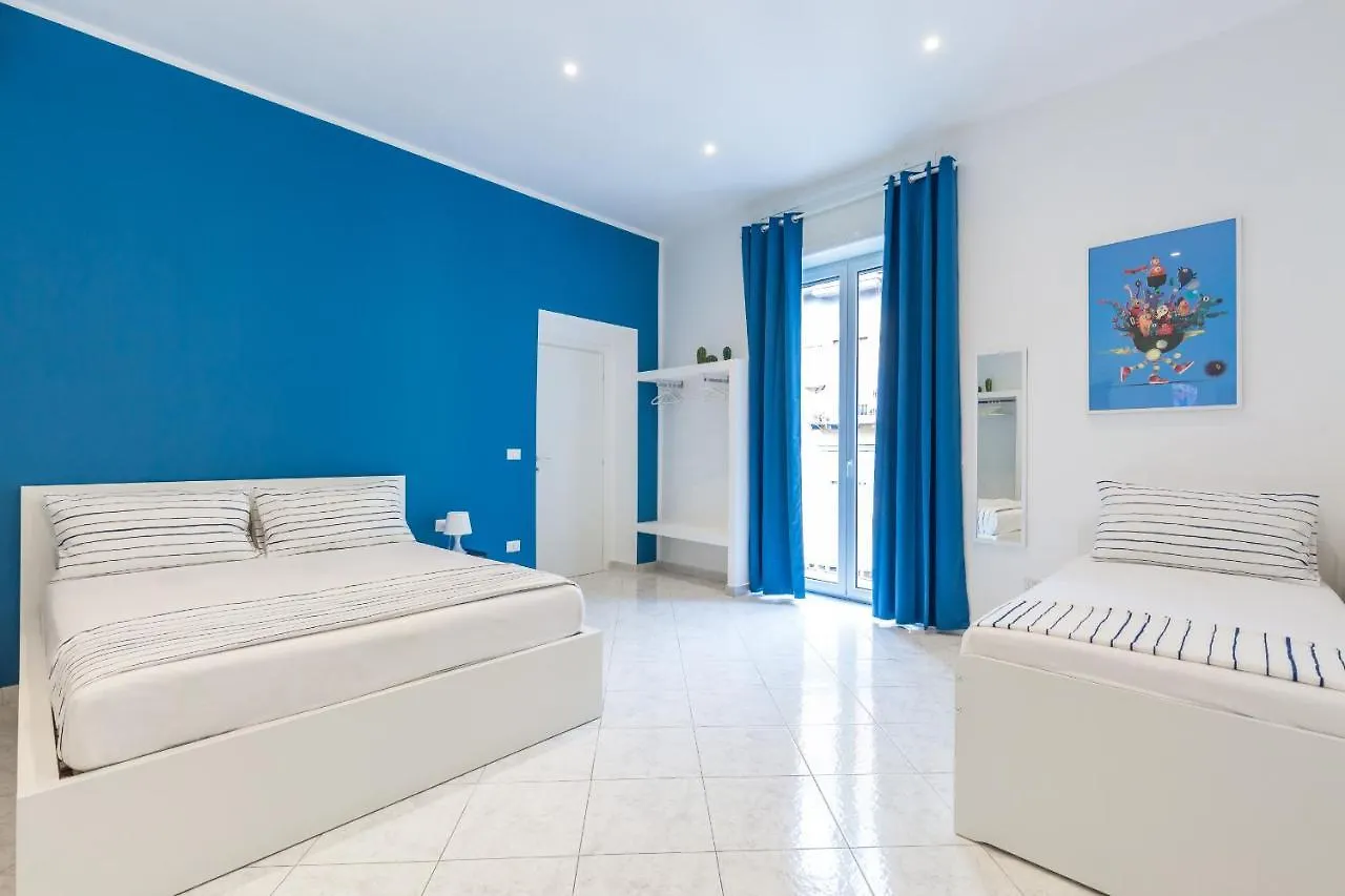 White&Blue Apartment At Sanita By Wonderful Italy Naples Italy
